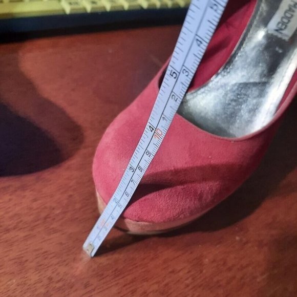 Steve Madden Girl 5 inch Platform Heel Red Pink Heel Size 7.5 Good Condition